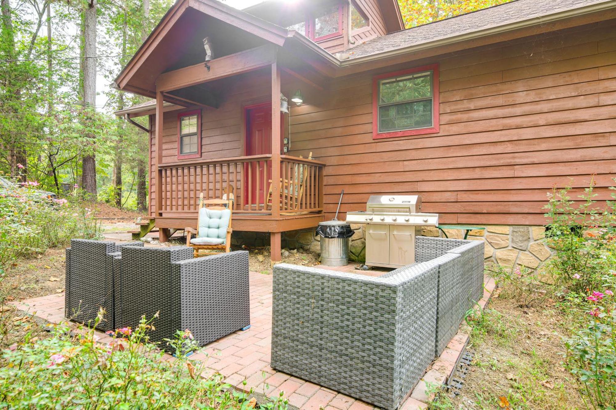 Pet-Friendly Sevierville Rental With Private Hot Tub Exterior foto