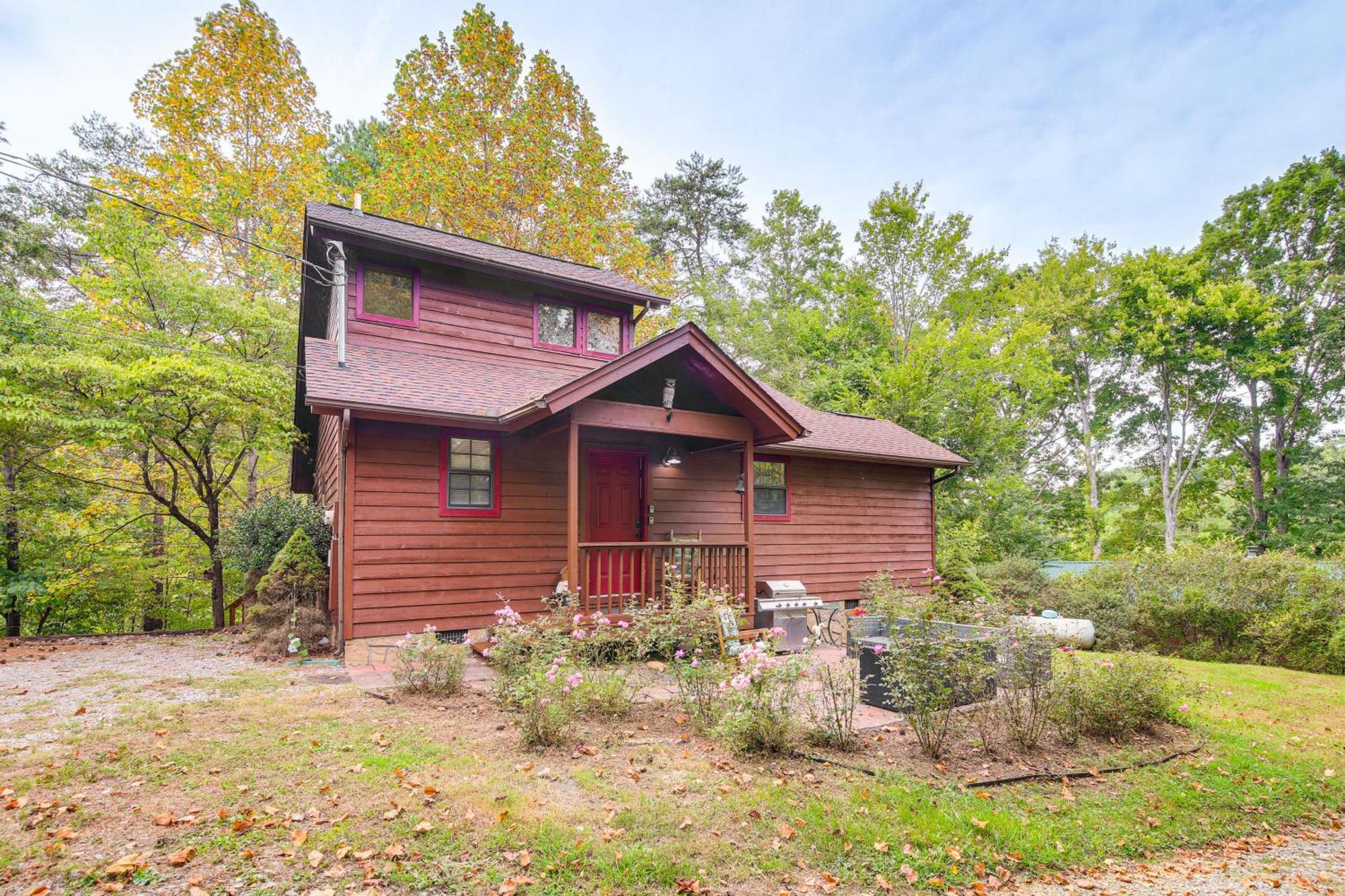 Pet-Friendly Sevierville Rental With Private Hot Tub Exterior foto
